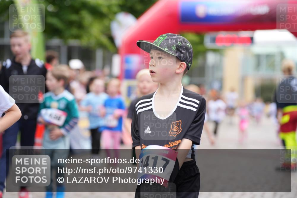 12.06.2026 - Holstenköstenlauf LAZAROV Photography http://msf.ph/oto/9741330 12.06.2026 15:37:28 Laufen 417, 32, 65, 358, 413, 780, 1141, 1143, 1415, 1500 meine-sportfotos.de