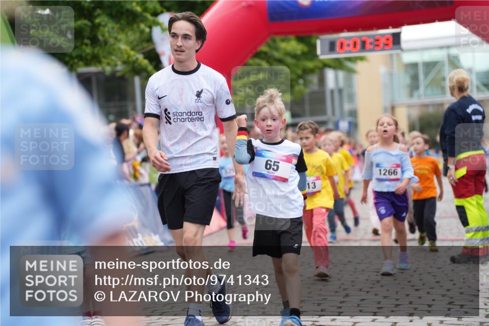 12.06.2026 - Holstenköstenlauf LAZAROV Photography http://msf.ph/oto/9741343 12.06.2026 15:37:42 Laufen 0, 01, 39, 36, 65, 13, 1266, 31, 144, 149, 363, 398, 410, 525, 764, 776, 788, 1137, 1139, 1140, 1376, 1551, 1557 meine-sportfotos.de