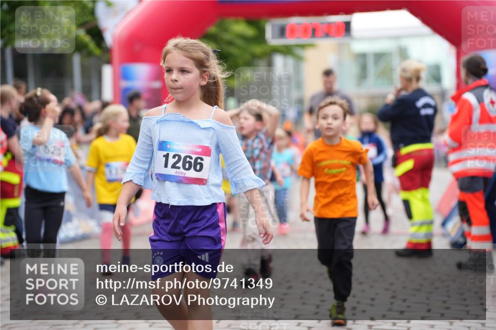 12.06.2026 - Holstenköstenlauf LAZAROV Photography http://msf.ph/oto/9741349 12.06.2026 15:37:46 Laufen 525, 36, 1266, 29, 31, 129, 144, 149, 398, 410, 776, 1137, 1139, 1140, 1144, 1551, 1557 meine-sportfotos.de