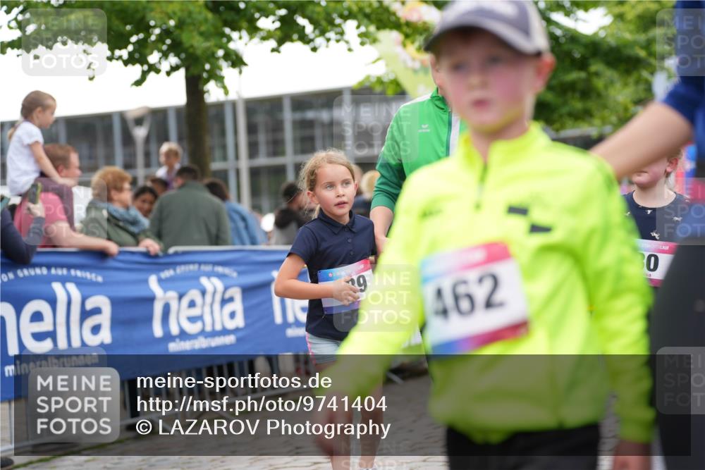 12.06.2026 - Holstenköstenlauf LAZAROV Photography http://msf.ph/oto/9741404 12.06.2026 15:38:40 Laufen 36, 9, 462, 30, 152, 366, 397, 409, 760, 763, 778, 1259, 1443, 1508, 1519 meine-sportfotos.de