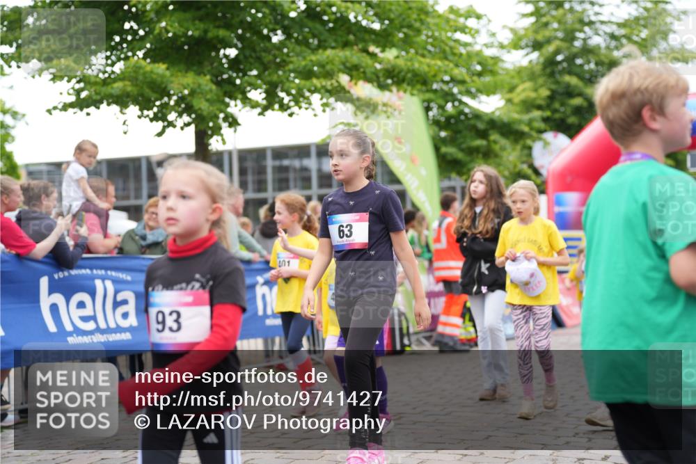 12.06.2026 - Holstenköstenlauf LAZAROV Photography http://msf.ph/oto/9741427 12.06.2026 15:39:09 Laufen 93, 401, 63, 101, 134, 135, 527, 528, 766, 785, 791, 921, 922, 1265, 1377, 1414, 1522 meine-sportfotos.de