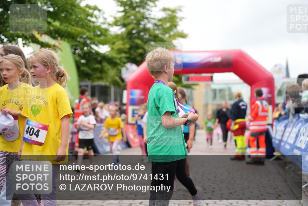 12.06.2026 - Holstenköstenlauf LAZAROV Photography http://msf.ph/oto/9741431 12.06.2026 15:39:12 Laufen 404, 101, 104, 134, 527, 528, 766, 921, 922, 1265, 1414, 1522 meine-sportfotos.de