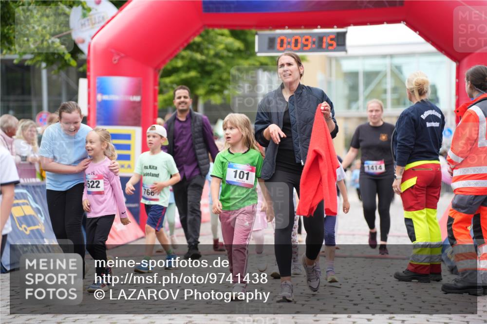 12.06.2026 - Holstenköstenlauf LAZAROV Photography http://msf.ph/oto/9741438 12.06.2026 15:39:17 Laufen 522, 760, 101, 0, 09, 15, 1414, 1, 54, 104, 134, 527, 528, 534, 540, 766, 1374, 1414, 1420 meine-sportfotos.de