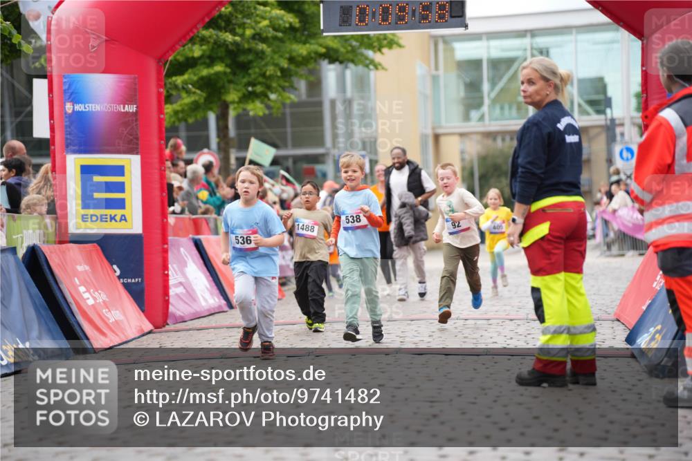 12.06.2026 - Holstenköstenlauf LAZAROV Photography http://msf.ph/oto/9741482 12.06.2026 15:40:01 Laufen 536, 1488, 10, 09, 58, 538, 92, 405, 82, 92, 405, 536, 538, 765, 782, 1479, 1488 meine-sportfotos.de