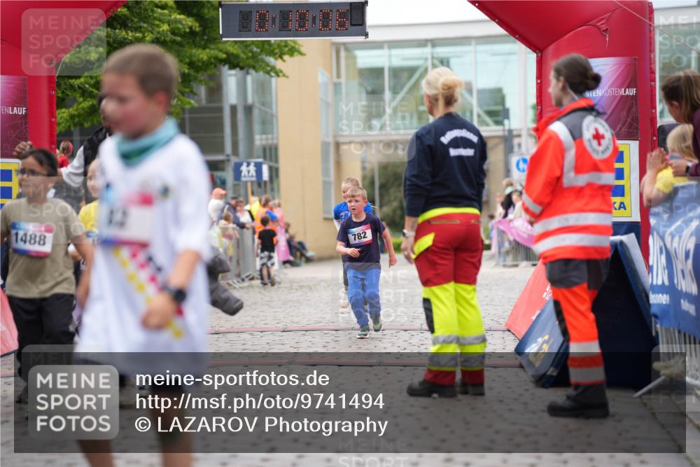 12.06.2026 - Holstenköstenlauf LAZAROV Photography http://msf.ph/oto/9741494 12.06.2026 15:40:09 Laufen 1488, 782, 782, 786 meine-sportfotos.de