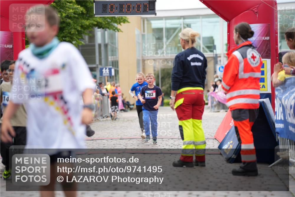 12.06.2026 - Holstenköstenlauf LAZAROV Photography http://msf.ph/oto/9741495 12.06.2026 15:40:09 Laufen 14, 782, 782, 786 meine-sportfotos.de