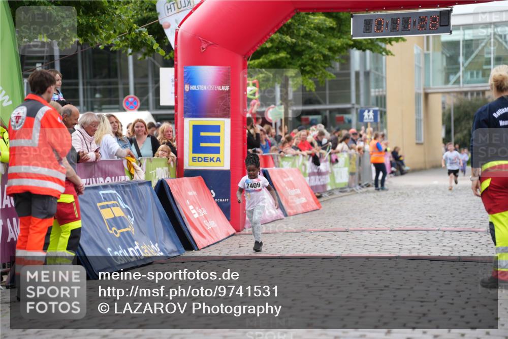 12.06.2026 - Holstenköstenlauf LAZAROV Photography http://msf.ph/oto/9741531 12.06.2026 15:41:30 Laufen 7409 meine-sportfotos.de