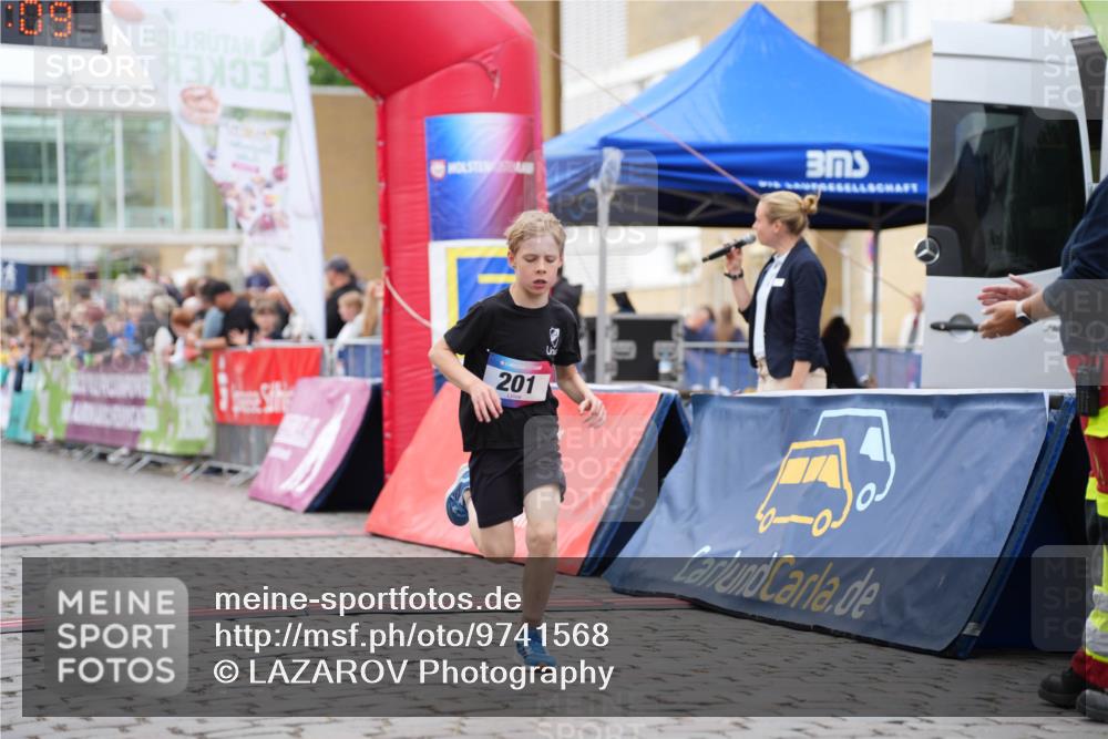 12.06.2026 - Holstenköstenlauf LAZAROV Photography http://msf.ph/oto/9741568 12.06.2026 16:05:11 Laufen 60, 201, 201 meine-sportfotos.de