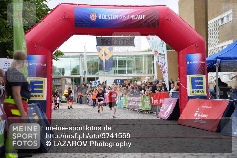 12.06.2026 - Holstenköstenlauf LAZAROV Photography http://msf.ph/oto/9741569 12.06.2026 16:05:20 Laufen 19, 00, 10, 194, 1007, 5, 194, 1007 meine-sportfotos.de