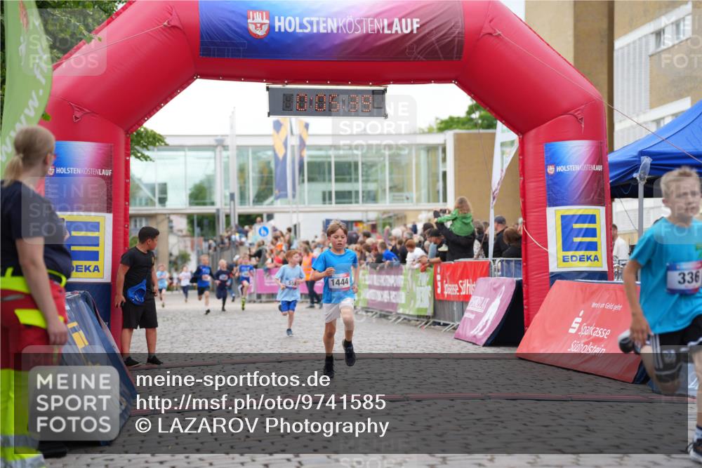 12.06.2026 - Holstenköstenlauf LAZAROV Photography http://msf.ph/oto/9741585 12.06.2026 16:05:41 Laufen 558, 1444, 336, 200, 336, 558, 573, 801, 806, 1444 meine-sportfotos.de