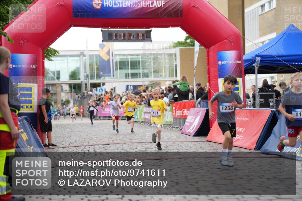 12.06.2026 - Holstenköstenlauf LAZAROV Photography http://msf.ph/oto/9741611 12.06.2026 16:06:02 Laufen 1230, 437, 431, 1258, 11, 113, 431, 437, 802, 807, 1230, 1258 meine-sportfotos.de