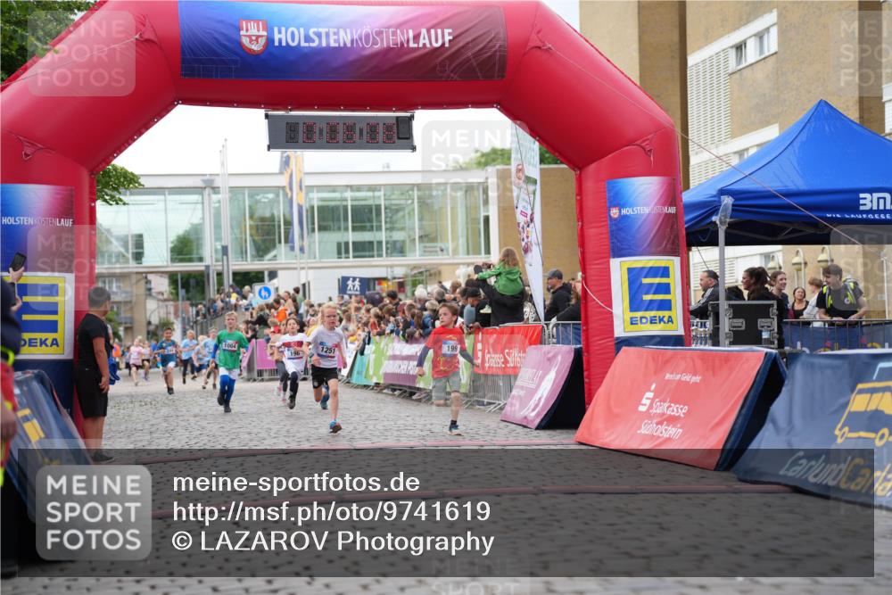 12.06.2026 - Holstenköstenlauf LAZAROV Photography http://msf.ph/oto/9741619 12.06.2026 16:06:10 Laufen 88, 88, 88, 199, 1004, 1251, 57, 196, 199, 344, 424, 813, 1004, 1251, 1451, 1517 meine-sportfotos.de