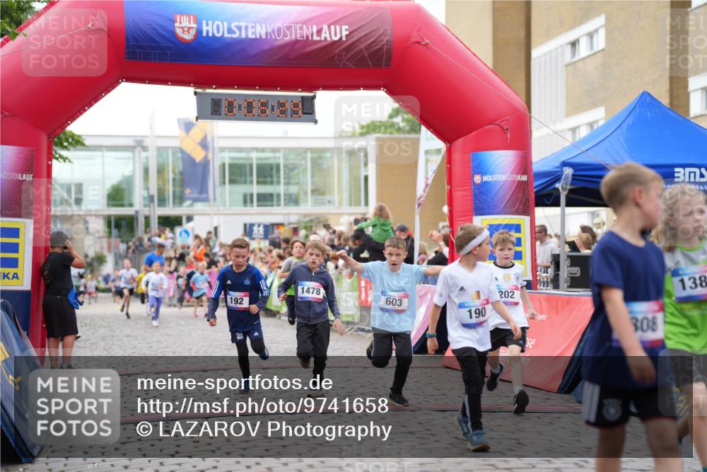 12.06.2026 - Holstenköstenlauf LAZAROV Photography http://msf.ph/oto/9741658 12.06.2026 16:06:31 Laufen 192, 52, 1478, 138, 202, 603, 190, 308, 147, 192, 193, 202, 204, 455, 571, 1003, 1231, 1257, 1337, 1385, 1405, 1527 meine-sportfotos.de