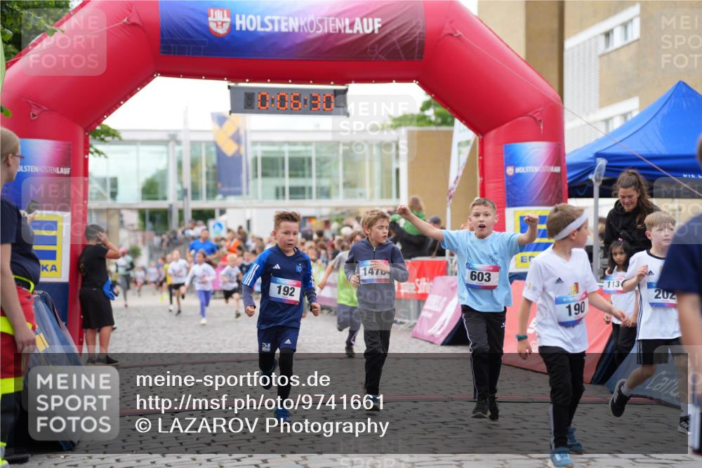 12.06.2026 - Holstenköstenlauf LAZAROV Photography http://msf.ph/oto/9741661 12.06.2026 16:06:32 Laufen 1470, 603, 192, 190, 113, 202, 147, 192, 193, 202, 204, 455, 571, 1003, 1231, 1257, 1337, 1385, 1405, 1527 meine-sportfotos.de