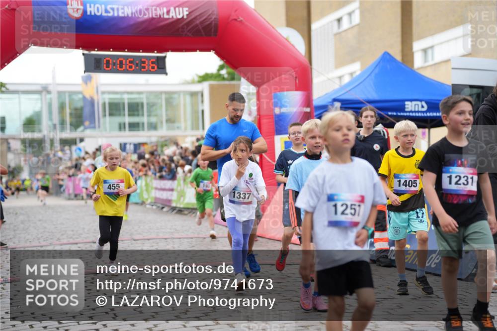 12.06.2026 - Holstenköstenlauf LAZAROV Photography http://msf.ph/oto/9741673 12.06.2026 16:06:38 Laufen 10, 06, 38, 1405, 455, 1337, 1257, 1231, 147, 193, 204, 327, 455, 571, 1130, 1250, 1359, 1388, 1405, 1527 meine-sportfotos.de