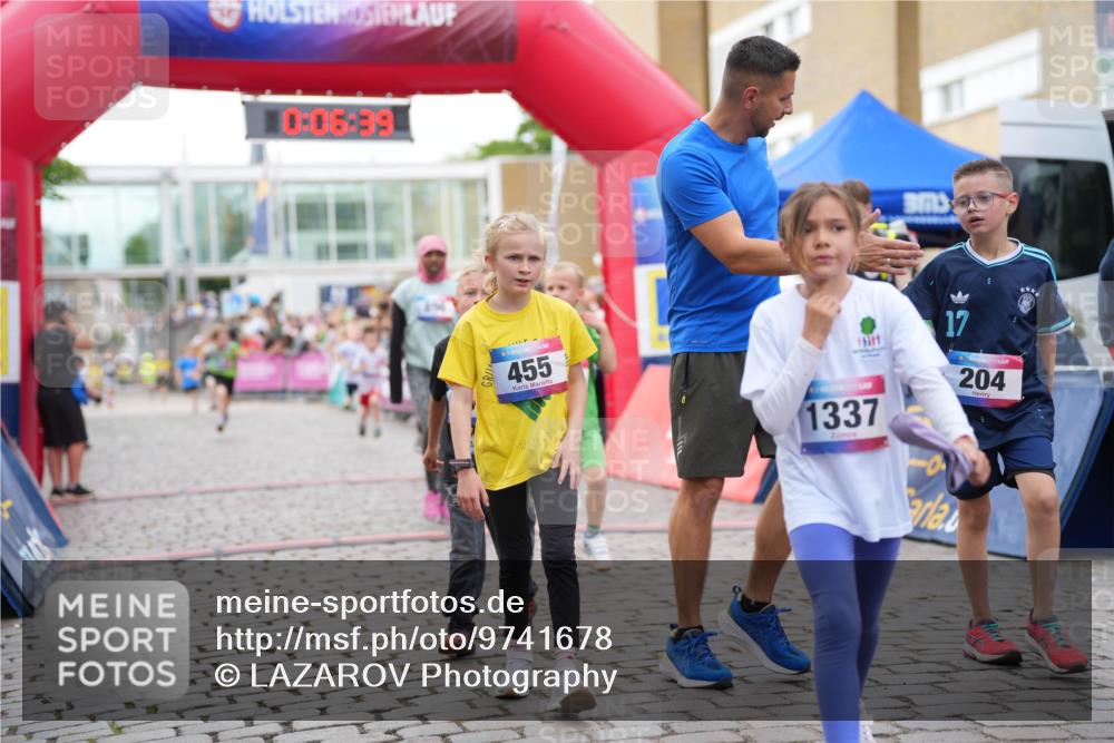 12.06.2026 - Holstenköstenlauf LAZAROV Photography http://msf.ph/oto/9741678 12.06.2026 16:06:41 Laufen 0, 06, 39, 455, 1337, 17, 204, 193, 327, 1130, 1250, 1359, 1388, 1394, 1527 meine-sportfotos.de
