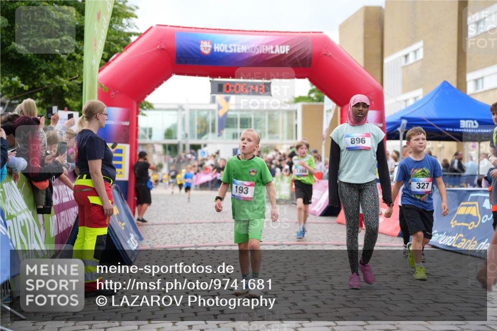 12.06.2026 - Holstenköstenlauf LAZAROV Photography http://msf.ph/oto/9741681 12.06.2026 16:06:45 Laufen 0, 06, 43, 193, 1388, 30, 896, 327, 53, 108, 322, 445, 810, 1130, 1250, 1346, 1388, 1394 meine-sportfotos.de