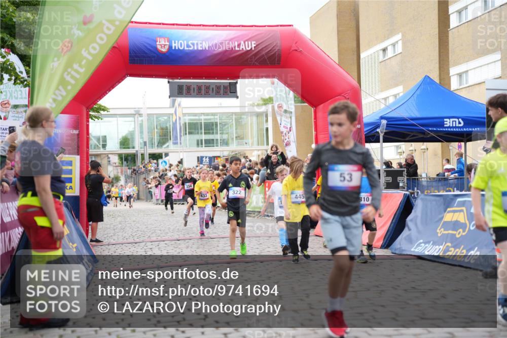12.06.2026 - Holstenköstenlauf LAZAROV Photography http://msf.ph/oto/9741694 12.06.2026 16:06:55 Laufen 00, 10, 2, 334, 322, 433, 445, 53, 810, 317, 322, 334, 340, 433, 448, 939, 1346, 1534 meine-sportfotos.de