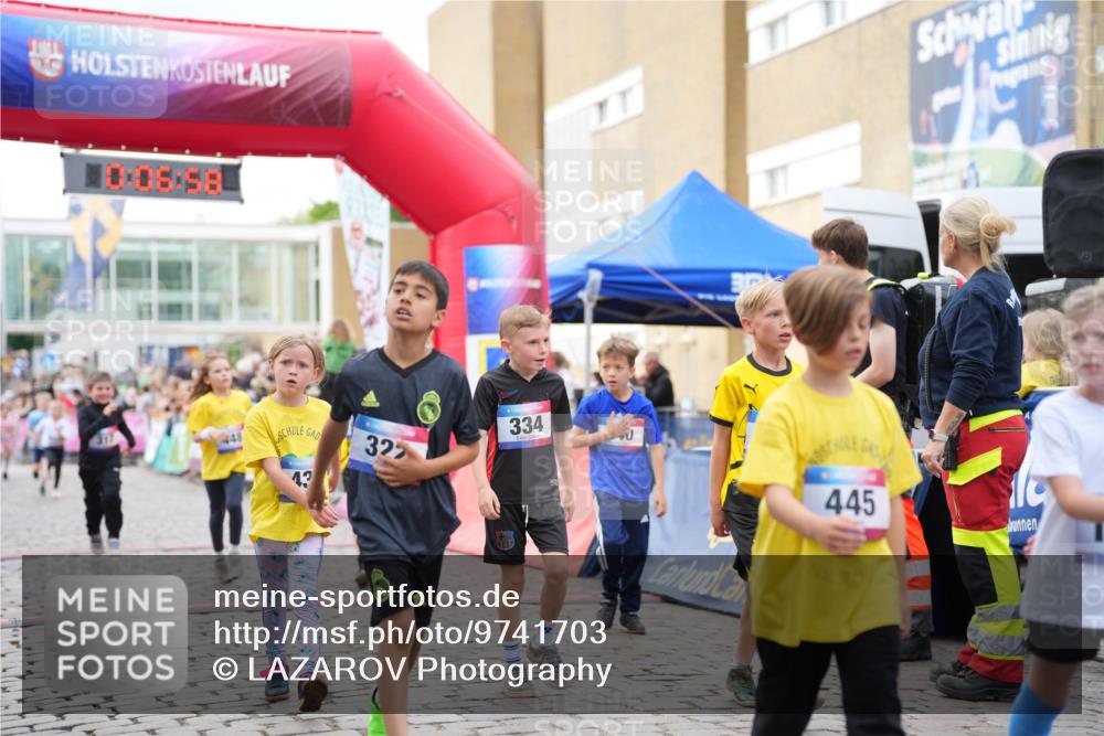 12.06.2026 - Holstenköstenlauf LAZAROV Photography http://msf.ph/oto/9741703 12.06.2026 16:06:59 Laufen 48, 43, 327, 334, 445, 317, 320, 443, 448, 557, 939, 1247, 1345, 1382 meine-sportfotos.de
