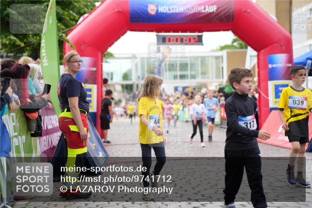 12.06.2026 - Holstenköstenlauf LAZAROV Photography http://msf.ph/oto/9741712 12.06.2026 16:07:04 Laufen 448, 00, 01, 02, 317, 939, 320, 443, 452, 557, 562, 1017, 1247, 1345, 1382, 1487 meine-sportfotos.de