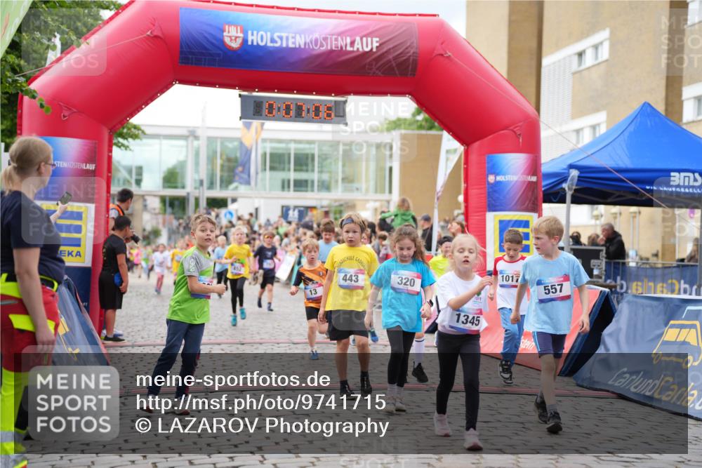 12.06.2026 - Holstenköstenlauf LAZAROV Photography http://msf.ph/oto/9741715 12.06.2026 16:07:08 Laufen 13, 443, 320, 1345, 1017, 557, 66, 197, 320, 452, 562, 575, 797, 1017, 1247, 1252, 1360, 1382, 1387, 1487, 1497 meine-sportfotos.de