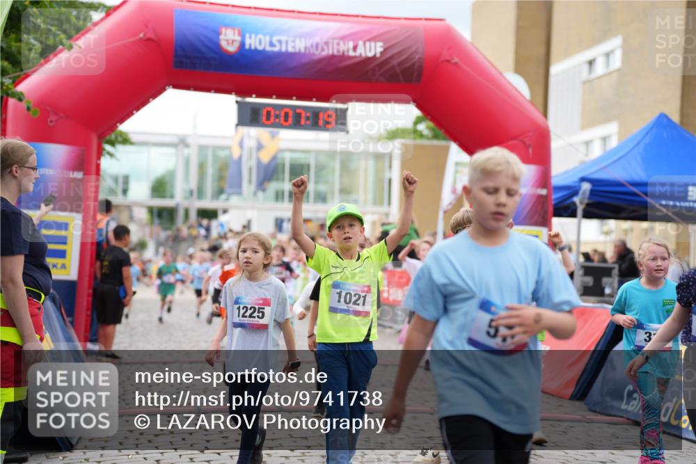 12.06.2026 - Holstenköstenlauf LAZAROV Photography http://msf.ph/oto/9741738 12.06.2026 16:07:21 Laufen 0, 07, 19, 1225, 1021, 3, 3, 154, 159, 203, 545, 556, 563, 564, 809, 942, 1016, 1234, 1342, 1351, 1352, 1354, 1389, 1412, 1466 meine-sportfotos.de