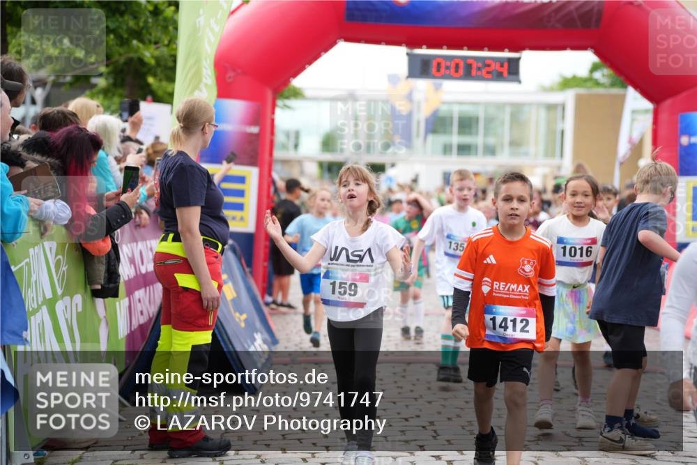 12.06.2026 - Holstenköstenlauf LAZAROV Photography http://msf.ph/oto/9741747 12.06.2026 16:07:26 Laufen 0, 159, 0, 07, 24, 135, 1412, 1016, 2, 3, 203, 343, 432, 545, 556, 563, 564, 569, 570, 809, 1006, 1234, 1352, 1354, 1399, 1410 meine-sportfotos.de