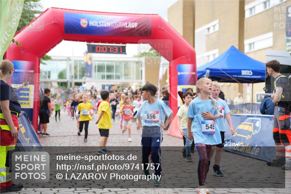 12.06.2026 - Holstenköstenlauf LAZAROV Photography http://msf.ph/oto/9741757 12.06.2026 16:07:33 Laufen 0, 07, 3, 343, 556, 545, 4, 2, 27, 343, 388, 390, 432, 446, 451, 454, 570, 775, 805, 1006, 1355, 1356, 1357, 1383, 1392, 1393, 1399, 1410 meine-sportfotos.de