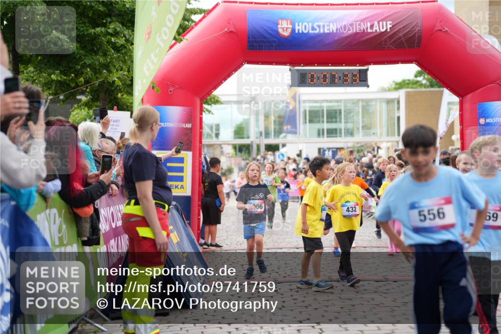 12.06.2026 - Holstenköstenlauf LAZAROV Photography http://msf.ph/oto/9741759 12.06.2026 16:07:34 Laufen 31, 00, 306, 432, 556, 69, 2, 27, 343, 388, 390, 432, 441, 444, 446, 451, 454, 775, 805, 815, 1006, 1336, 1355, 1356, 1357, 1383, 1392, 1393, 1399 meine-sportfotos.de