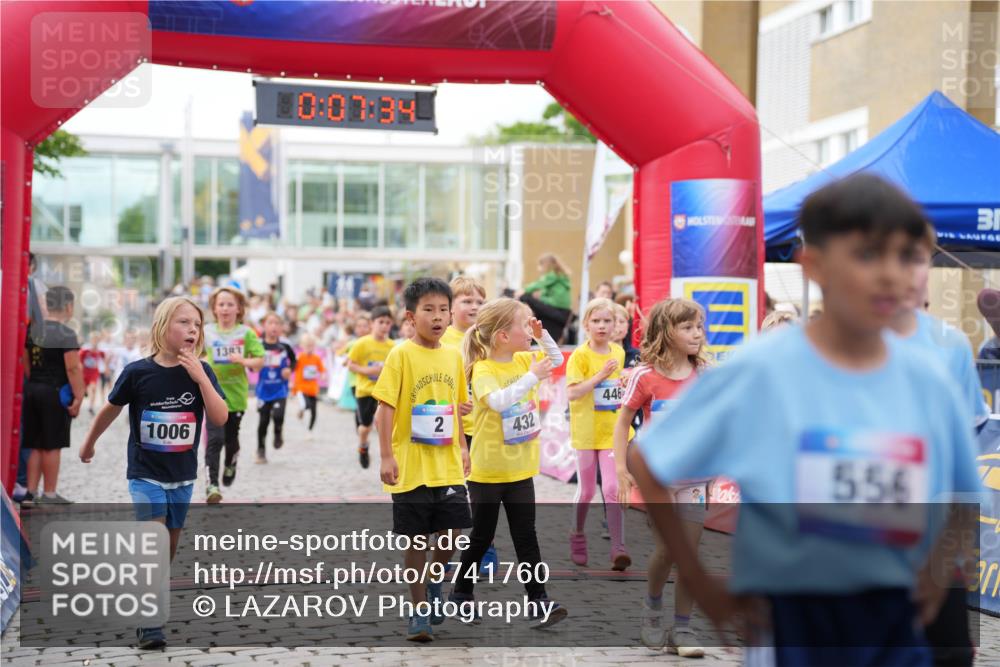 12.06.2026 - Holstenköstenlauf LAZAROV Photography http://msf.ph/oto/9741760 12.06.2026 16:07:36 Laufen 1006, 1383, 10, 00, 34, 2, 432, 446, 556, 27, 195, 388, 390, 441, 444, 446, 451, 454, 547, 775, 805, 815, 1006, 1241, 1334, 1336, 1355, 1356, 1357, 1383, 1392, 1393, 1399, 1408 meine-sportfotos.de