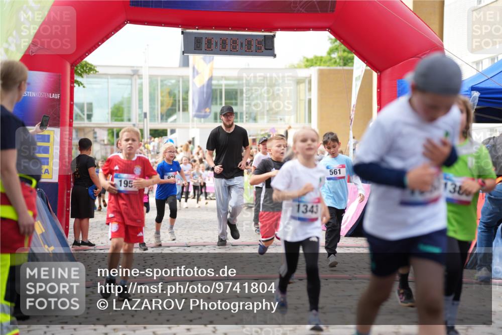 12.06.2026 - Holstenköstenlauf LAZAROV Photography http://msf.ph/oto/9741804 12.06.2026 16:08:07 Laufen 195, 028, 1343, 561, 138, 11, 318, 561, 568, 668, 812, 928, 1223, 1238, 1255, 1338, 1341, 1343, 1348, 1349, 1350, 1353, 1361 meine-sportfotos.de
