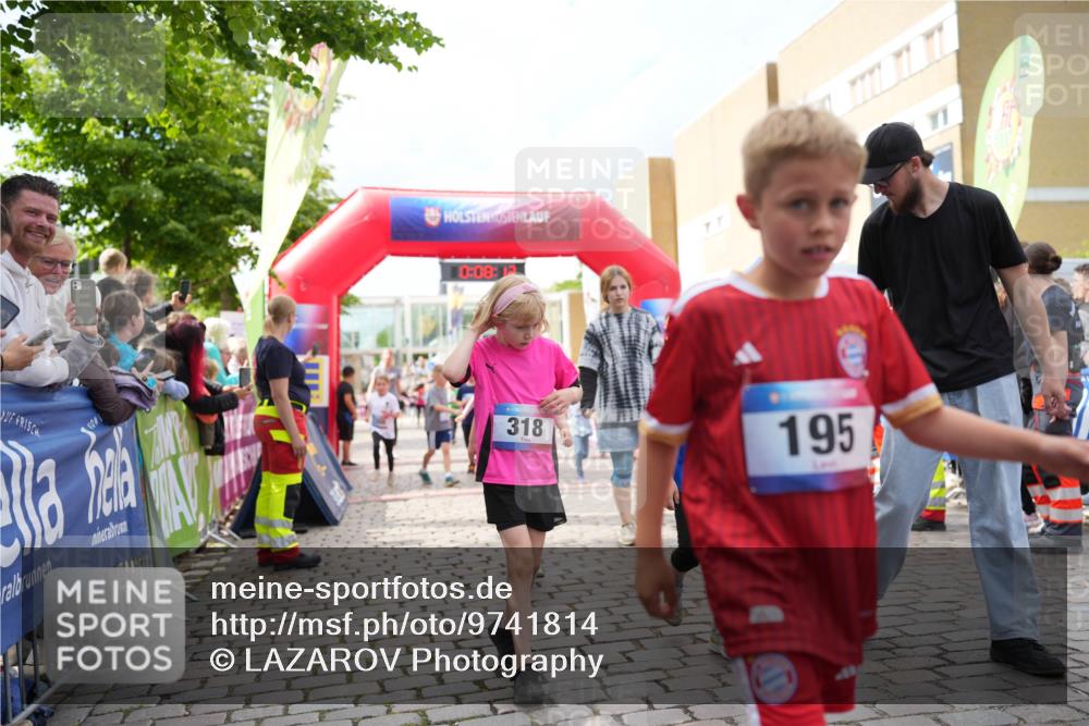 12.06.2026 - Holstenköstenlauf LAZAROV Photography http://msf.ph/oto/9741814 12.06.2026 16:08:14 Laufen 0, 08, 12, 318, 195, 11, 60, 140, 338, 342, 391, 395, 568, 668, 674, 933, 1132, 1238, 1240, 1249, 1255, 1338, 1341, 1350, 1561 meine-sportfotos.de