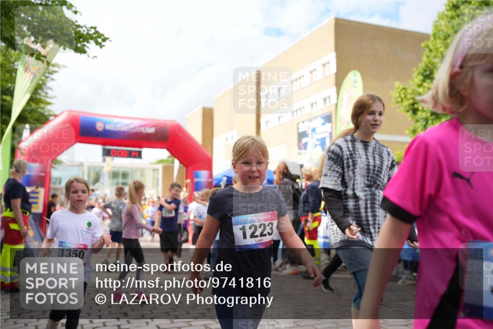 12.06.2026 - Holstenköstenlauf LAZAROV Photography http://msf.ph/oto/9741816 12.06.2026 16:08:16 Laufen 1350, 0, 00, 14, 1223, 60, 140, 338, 342, 391, 395, 668, 672, 674, 933, 1132, 1238, 1240, 1249, 1255, 1338, 1350, 1561 meine-sportfotos.de