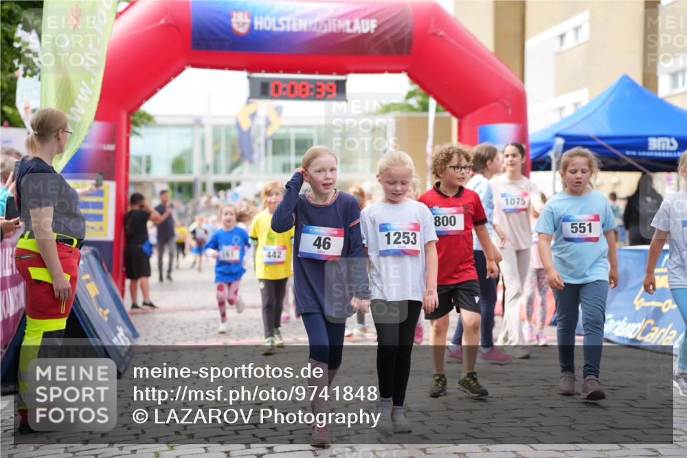 12.06.2026 - Holstenköstenlauf LAZAROV Photography http://msf.ph/oto/9741848 12.06.2026 16:08:41 Laufen 10, 08, 39, 442, 46, 800, 1253, 1075, 551, 161, 163, 341, 428, 440, 447, 544, 550, 552, 554, 1245, 1538 meine-sportfotos.de
