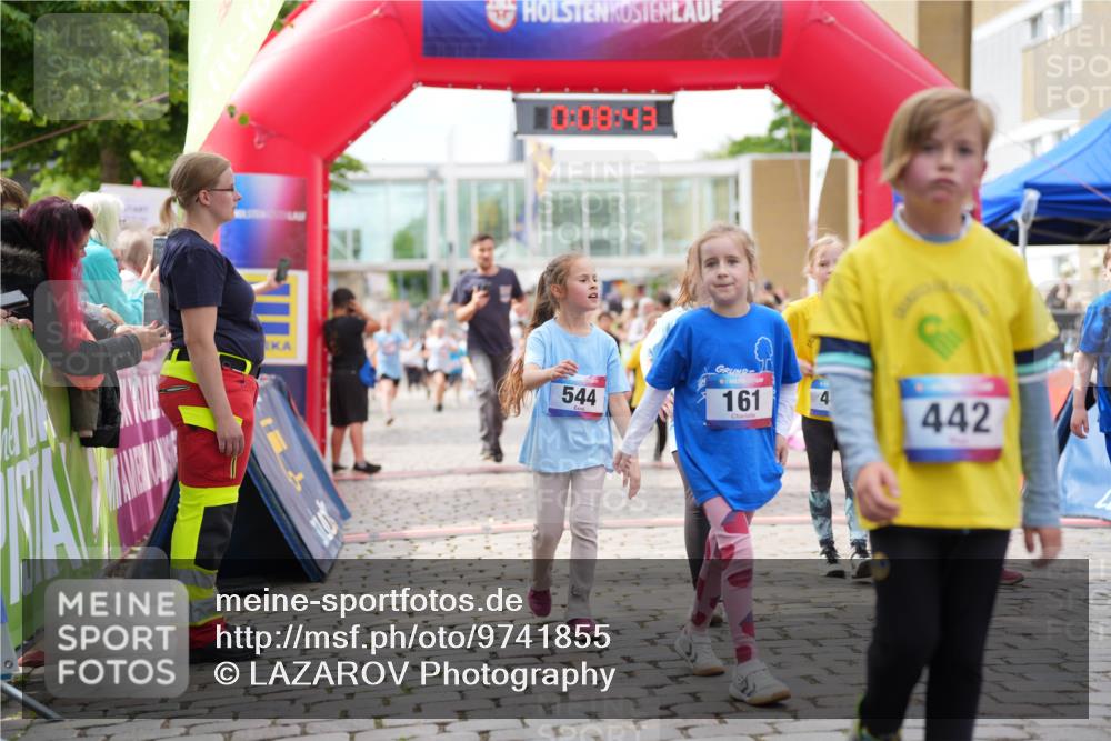 12.06.2026 - Holstenköstenlauf LAZAROV Photography http://msf.ph/oto/9741855 12.06.2026 16:08:45 Laufen 0, 08, 43, 544, 161, 4, 442, 328, 331, 341, 428, 447, 550, 552, 554, 931, 1227, 1245, 1538 meine-sportfotos.de