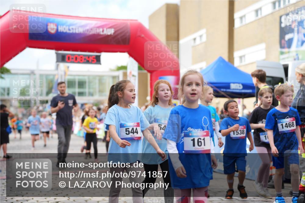 12.06.2026 - Holstenköstenlauf LAZAROV Photography http://msf.ph/oto/9741857 12.06.2026 16:08:47 Laufen 0, 00, 45, 544, 54, 161, 538, 1468, 39, 328, 331, 341, 428, 447, 550, 552, 554, 931, 1227, 1245, 1358 meine-sportfotos.de