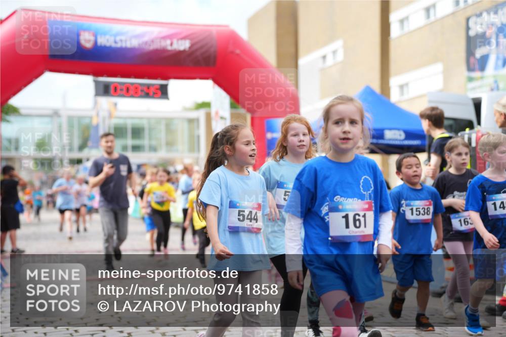 12.06.2026 - Holstenköstenlauf LAZAROV Photography http://msf.ph/oto/9741858 12.06.2026 16:08:47 Laufen 0, 00, 45, 544, 5, 161, 1538, 163, 14, 39, 328, 331, 341, 428, 447, 550, 552, 554, 931, 1227, 1245, 1358 meine-sportfotos.de