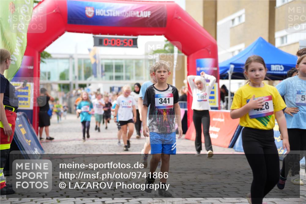 12.06.2026 - Holstenköstenlauf LAZAROV Photography http://msf.ph/oto/9741866 12.06.2026 16:08:52 Laufen 0, 08, 50, 1227, 341, 1057, 28, 5, 39, 191, 328, 331, 335, 393, 566, 931, 1012, 1227, 1358 meine-sportfotos.de