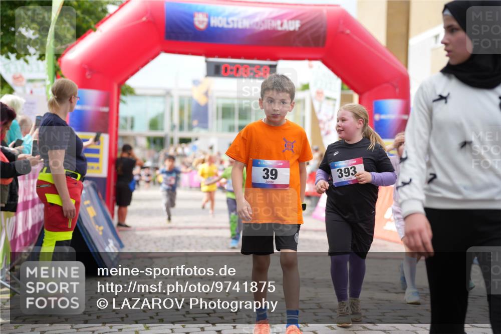 12.06.2026 - Holstenköstenlauf LAZAROV Photography http://msf.ph/oto/9741875 12.06.2026 16:09:00 Laufen 0, 08, 50, 39, 393, 191, 335, 436, 439, 818, 936, 1332 meine-sportfotos.de