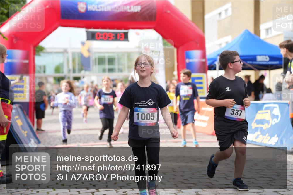 12.06.2026 - Holstenköstenlauf LAZAROV Photography http://msf.ph/oto/9741897 12.06.2026 16:09:15 Laufen 0, 09, 13, 36, 1005, 9, 337, 69, 160, 323, 324, 325, 339, 435, 816, 820, 1233, 1390 meine-sportfotos.de