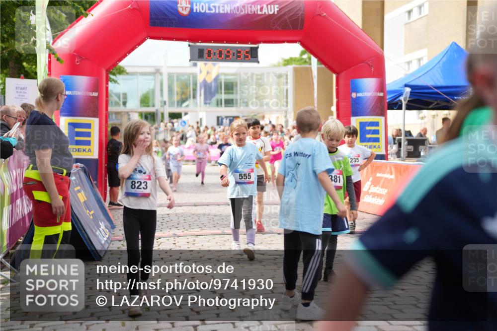 12.06.2026 - Holstenköstenlauf LAZAROV Photography http://msf.ph/oto/9741930 12.06.2026 16:09:37 Laufen 555, 823, 381, 235, 332, 811, 822, 935, 1134, 1237, 1254 meine-sportfotos.de