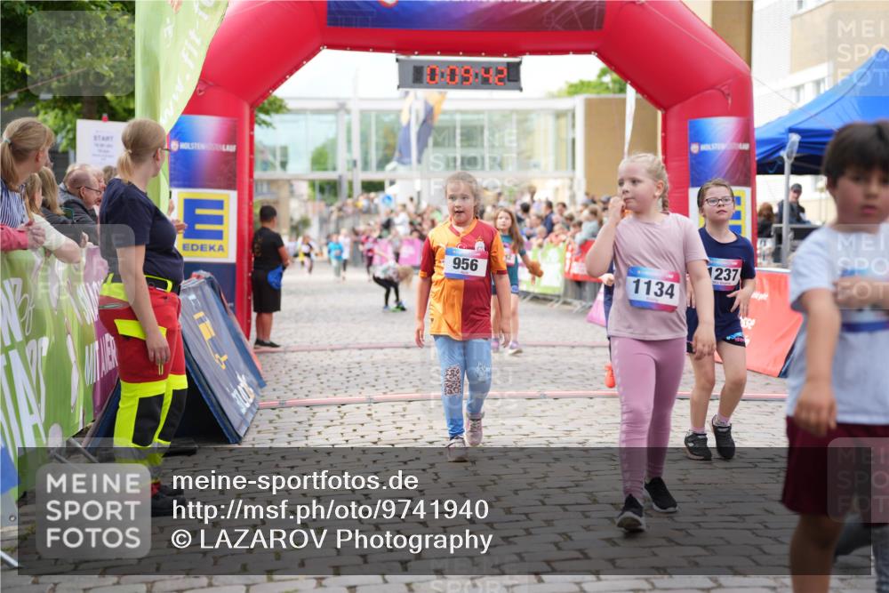 12.06.2026 - Holstenköstenlauf LAZAROV Photography http://msf.ph/oto/9741940 12.06.2026 16:09:44 Laufen 1237, 956, 1134, 332, 811, 946 meine-sportfotos.de