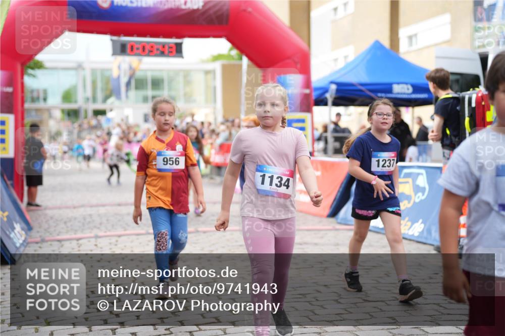 12.06.2026 - Holstenköstenlauf LAZAROV Photography http://msf.ph/oto/9741943 12.06.2026 16:09:45 Laufen 0, 09, 43, 956, 36, 1134, 1237, 330, 332, 946, 1511, 1548 meine-sportfotos.de