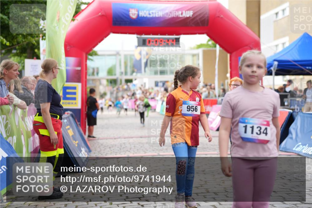 12.06.2026 - Holstenköstenlauf LAZAROV Photography http://msf.ph/oto/9741944 12.06.2026 16:09:46 Laufen 200, 0, 09, 44, 956, 1134, 330, 332, 946, 1511, 1539, 1548 meine-sportfotos.de