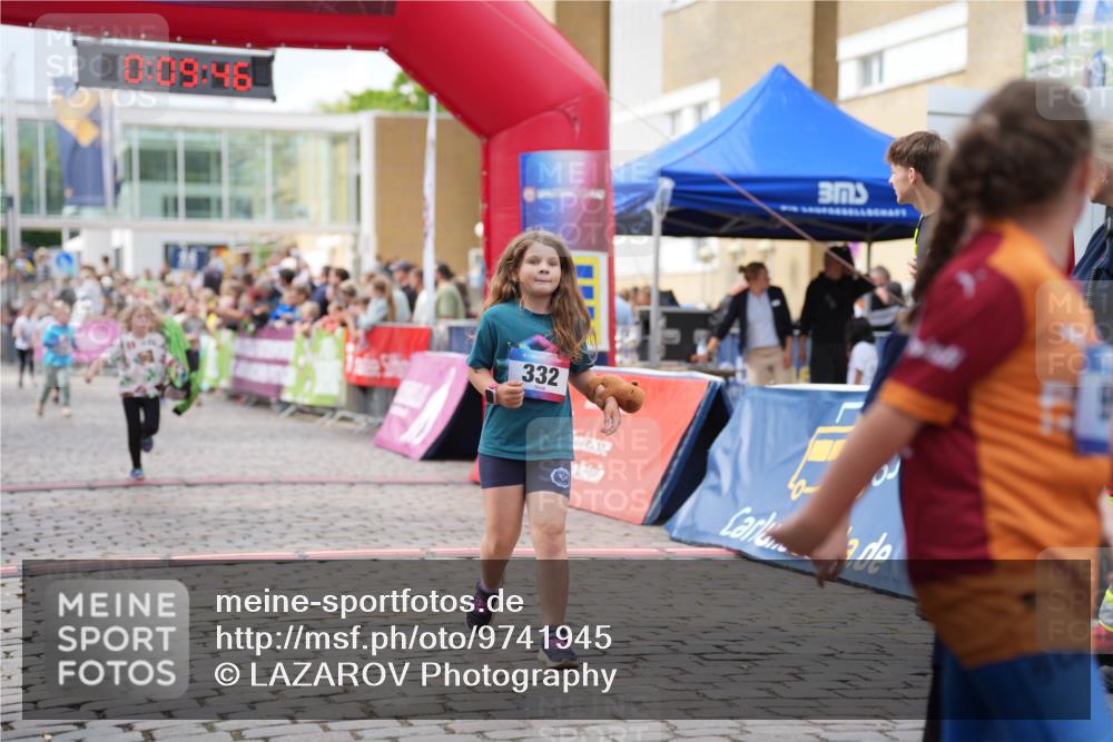 12.06.2026 - Holstenköstenlauf LAZAROV Photography http://msf.ph/oto/9741945 12.06.2026 16:09:48 Laufen 10, 09, 48, 332, 330, 560, 946, 1344, 1362, 1511, 1539, 1548 meine-sportfotos.de