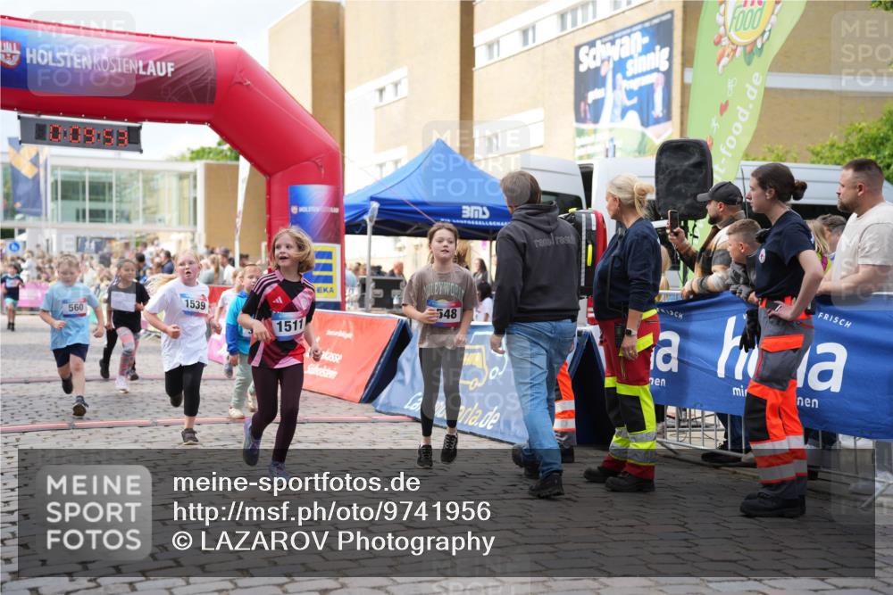 12.06.2026 - Holstenköstenlauf LAZAROV Photography http://msf.ph/oto/9741956 12.06.2026 16:09:55 Laufen 1539, 560, 548, 1511, 330, 449, 549, 560, 1344, 1362, 1454, 1511, 1539, 1548 meine-sportfotos.de