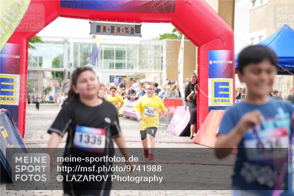 12.06.2026 - Holstenköstenlauf LAZAROV Photography http://msf.ph/oto/9741988 12.06.2026 16:10:29 Laufen 1339, 423, 936, 2, 421, 423, 1127 meine-sportfotos.de