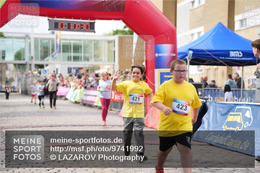 12.06.2026 - Holstenköstenlauf LAZAROV Photography http://msf.ph/oto/9741992 12.06.2026 16:10:32 Laufen 421, 423, 9, 421, 567, 1127 meine-sportfotos.de