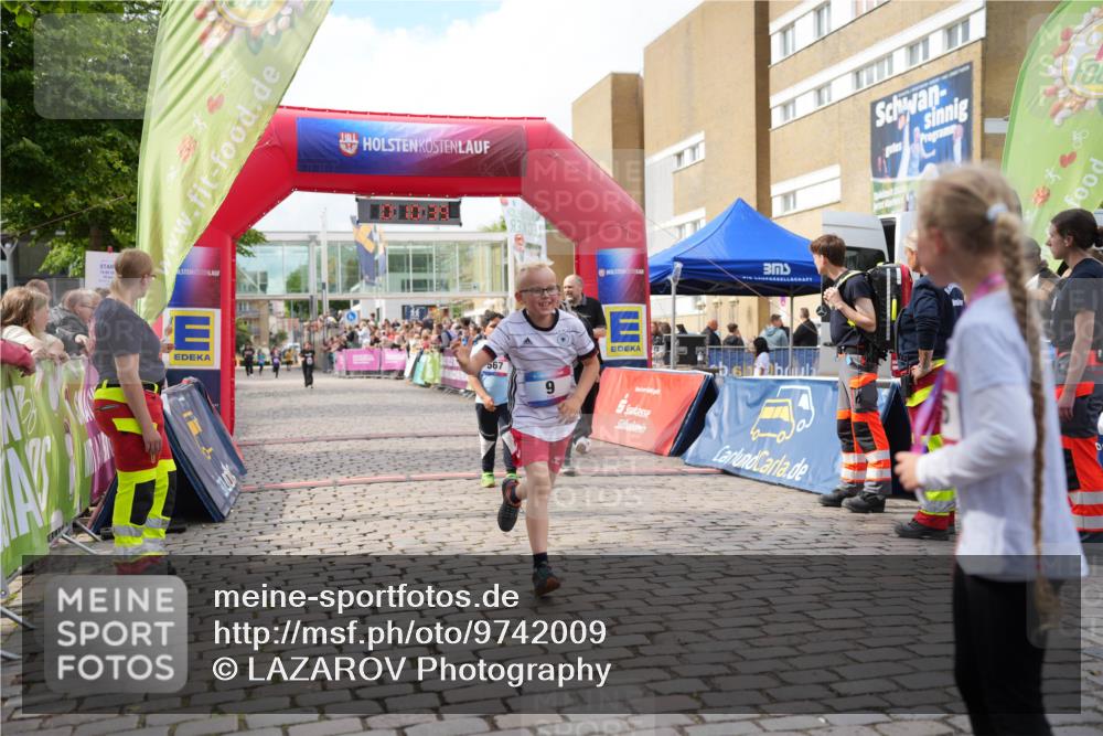 12.06.2026 - Holstenköstenlauf LAZAROV Photography http://msf.ph/oto/9742009 12.06.2026 16:10:41 Laufen 567, 9, 1, 9, 567 meine-sportfotos.de