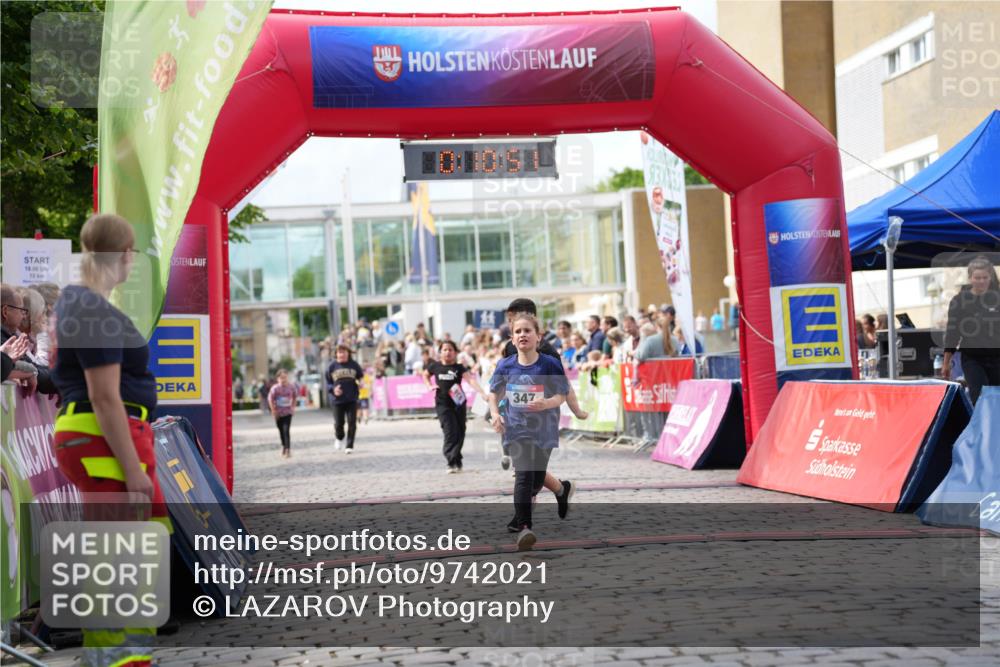 12.06.2026 - Holstenköstenlauf LAZAROV Photography http://msf.ph/oto/9742021 12.06.2026 16:10:53 Laufen 19, 00, 10, 347, 346, 347, 938, 1550 meine-sportfotos.de